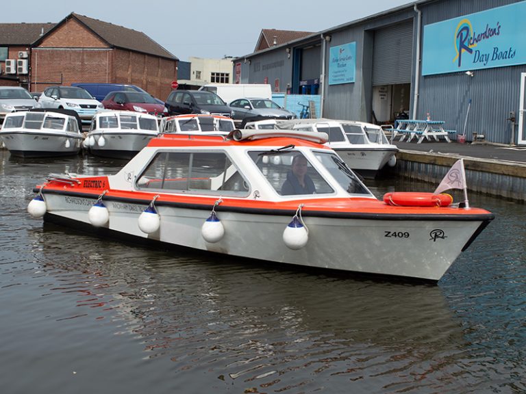 6 Seater Electric Day Boat Hire Norfolk Broads