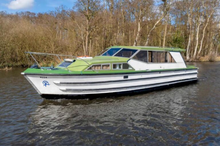 San Remo Norfolk Broads Boating Holidays Richardsons Boating Holidays