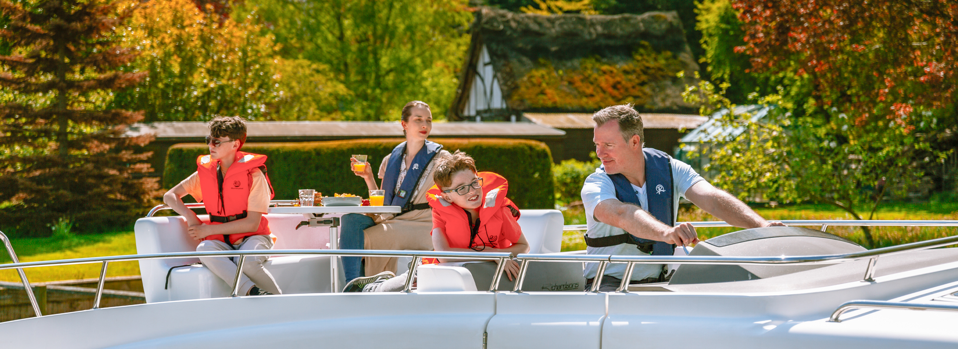 When is the best time of year to visit the Norfolk Broads?