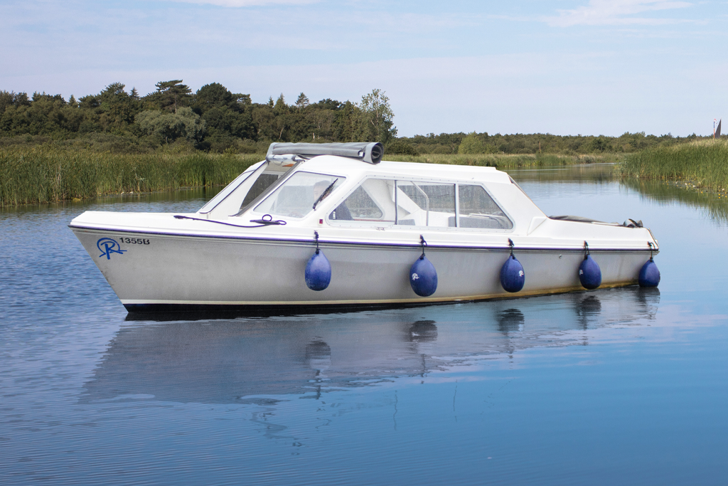 8 seater Phoenix day boat on the Norfolk Broads